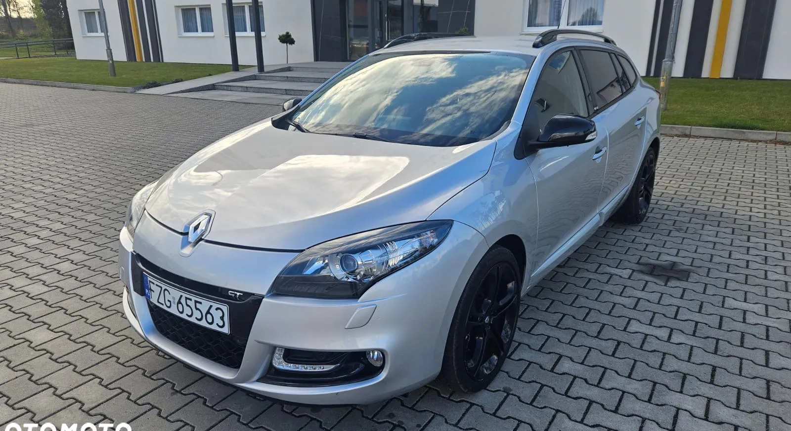 Renault Megane cena 48800 przebieg: 174700, rok produkcji 2013 z Tuczno małe 211